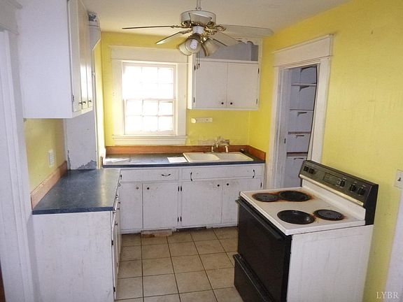 5th image of 811 Erskine Ave