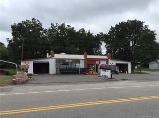 5999 Wylie Ave, Hickory Grove, SC 29717