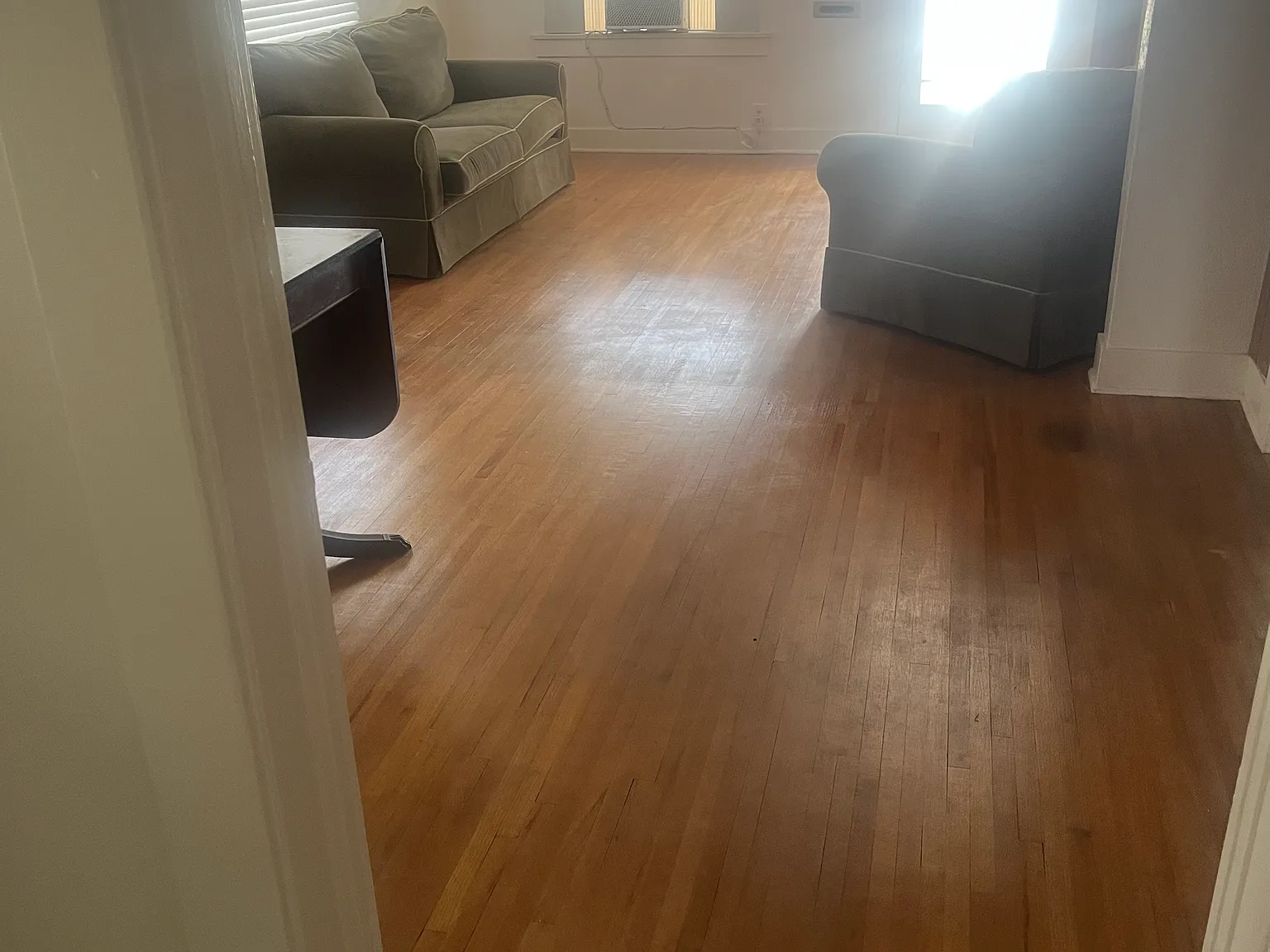 2 bed, 1000 sqft, $1,700 — Photo 3