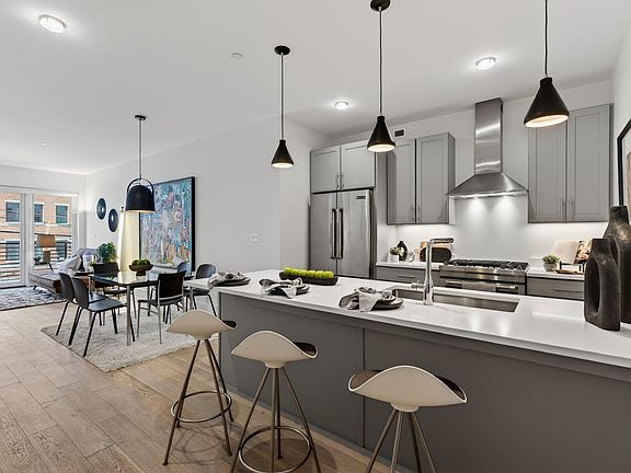5th image of 383 Commercial Street #413