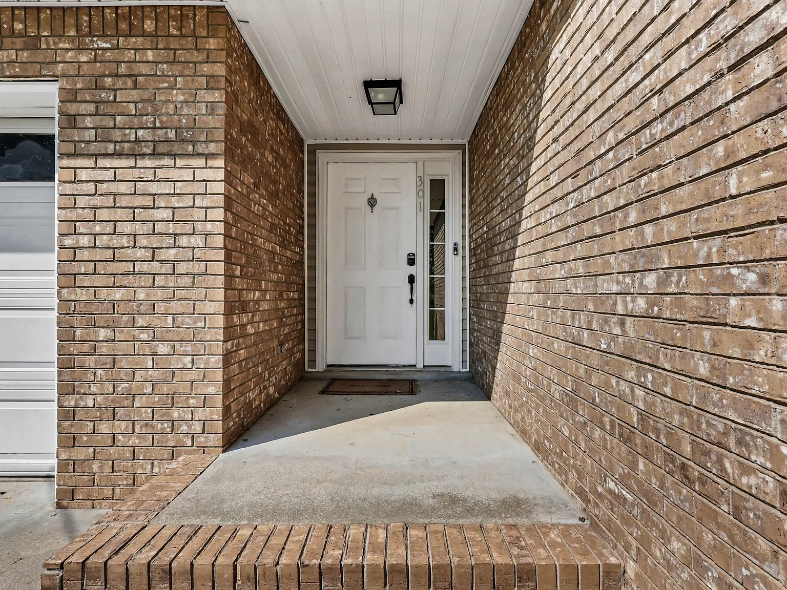 3 bed, 1141 sqft, $1,600 — Photo 4