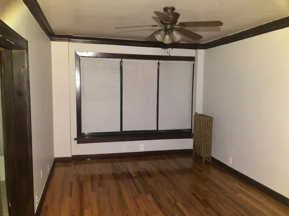 846 W Montrose, Chicago, IL