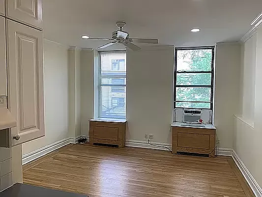 Rented by City Connections Realty | media 5