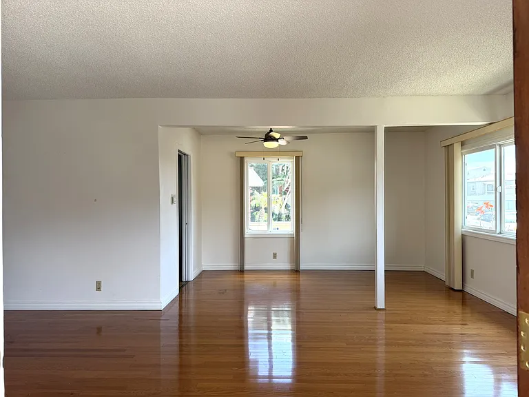 834 W 25th St #834 — Photo 3