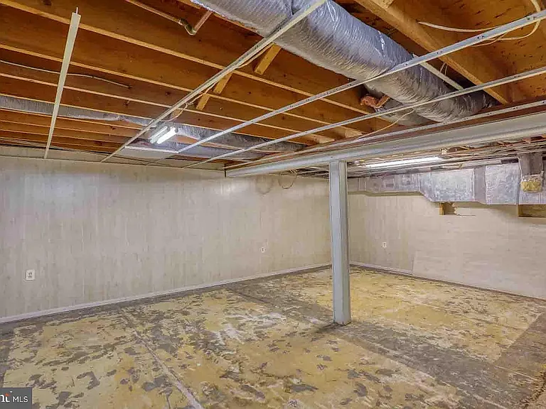 74 S Fairfield Dr — Photo 20