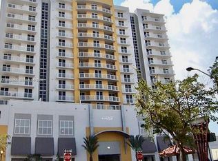 900 SW 8th St APT 808, Miami, FL 33130