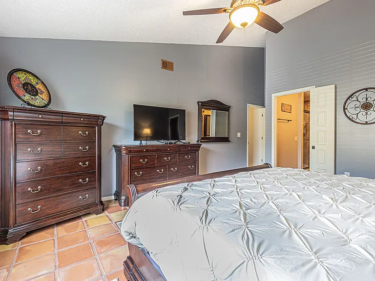 5427 Villa Deste Ct — Photo 13