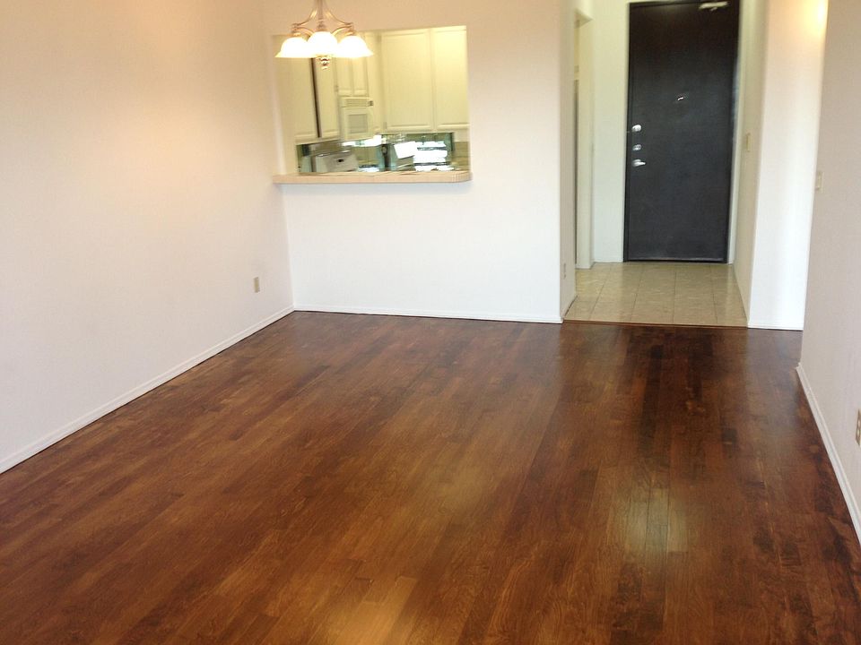 1st image of 316 N Oakhurst Dr #302