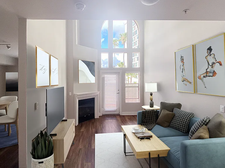 3/BR / 3BA townhomes offer high ceilings and soaring arched windows