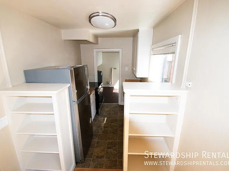 1376 W 6th Ave #A — Photo 5