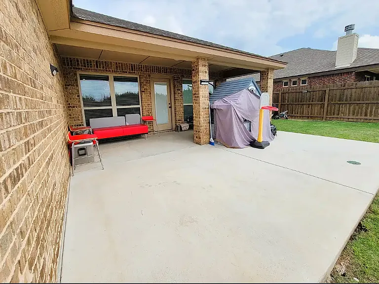 5207 Colina Dr — Photo 17