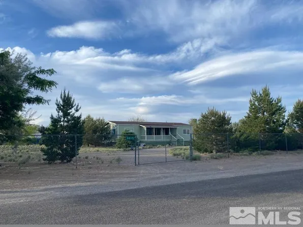 8815 Zuni Way, Silver Springs, NV 89429