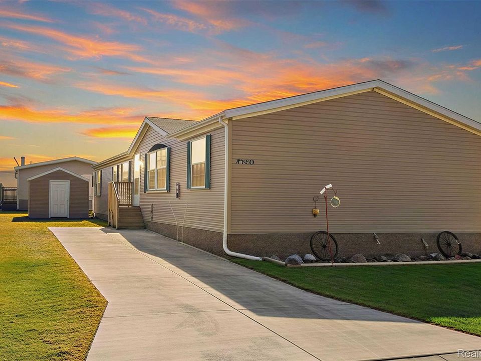 1st image of 3464 Spring St