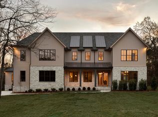 2009 Cromwell Dr, Nashville, TN 37215