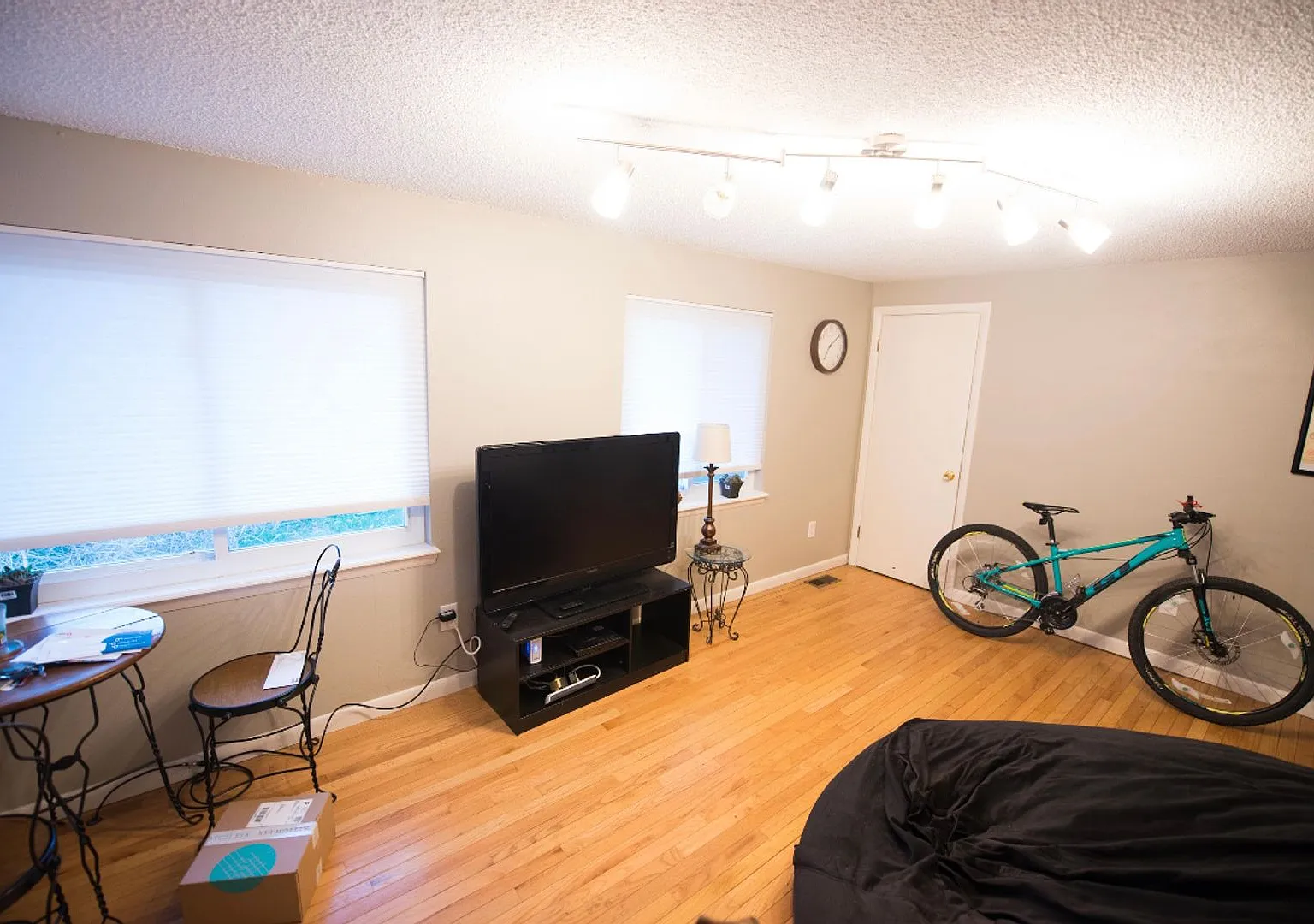 Charming Englewood Home | 3 Bed + 2 Bath Near South Broadway & Harvard Gulch — Photo 4