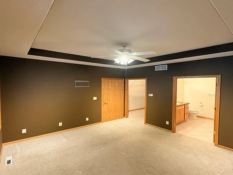 924 Elmridge Dr — Photo 10
