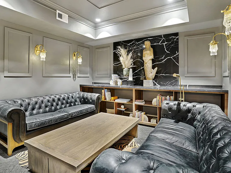 Lotus Republic Apartments — Photo 20