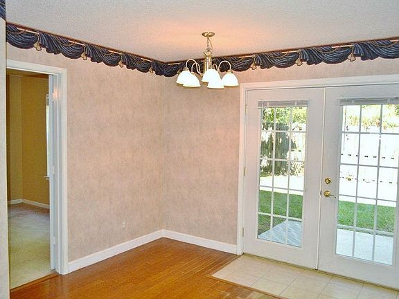 4th image of 1465 Tiger Lake Dr