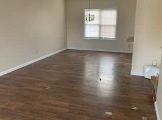 8 Woodrow Ave, Pine Hill, NJ 08021