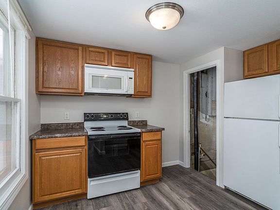 4th image of 625 7th Ave S