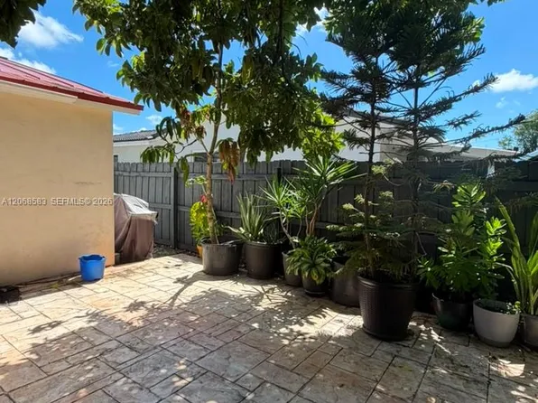 1725 SW 32nd St #0, Fort Lauderdale, FL 33315