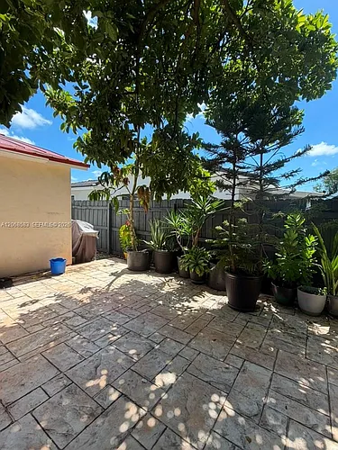 1725 SW 32nd St #0 Photo 1 1725 SW 32nd St #0 Photo 1