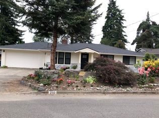 2110 169th Ave NE, Bellevue, WA 98008