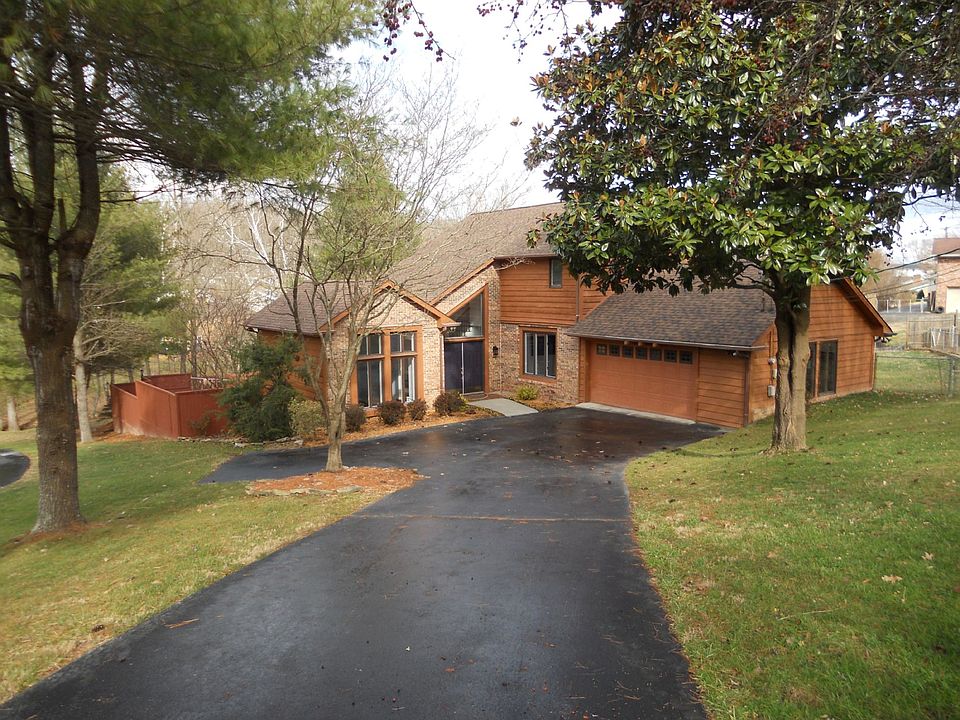 1st image of 609 Coralwood Ct
