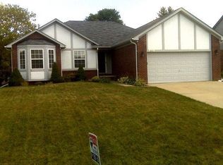39164 Willmarth St, Harrison Township, MI 48045