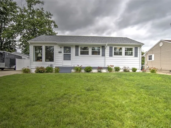 116 Isabella Dr, Decatur, IL 62521