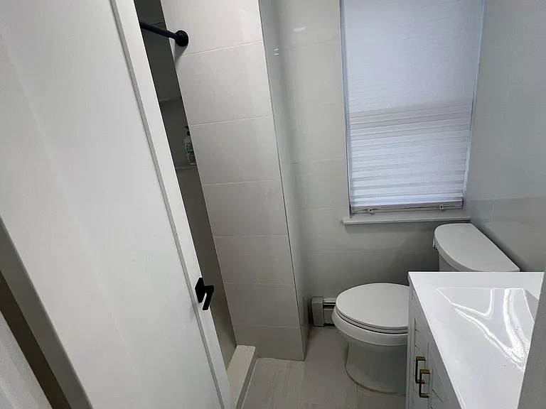 8 Thomas St #1 — Photo 8