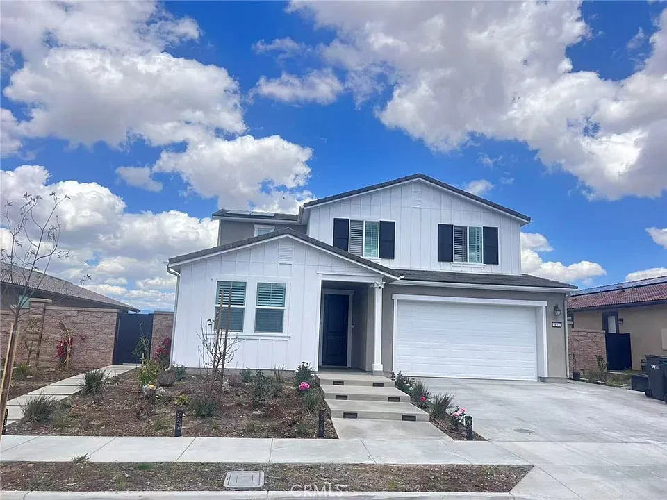 18337 Matilija Way