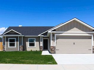 383 Arrow St, Twin Falls, ID 83301