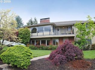 4030 SW 41st Pl, Portland, OR 97221