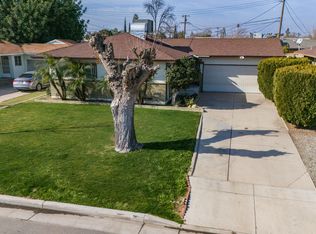 2605 S M St, Bakersfield, CA 93304