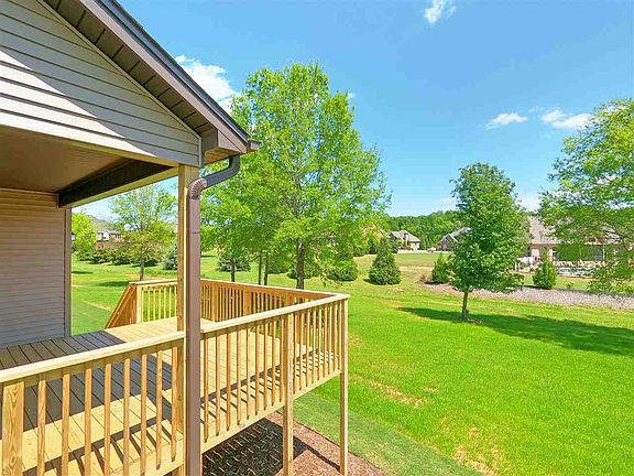 4th image of 241 Harvest Wood Ln