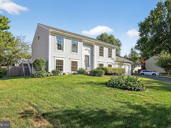 2nd image of 20911 Shakespeare Dr