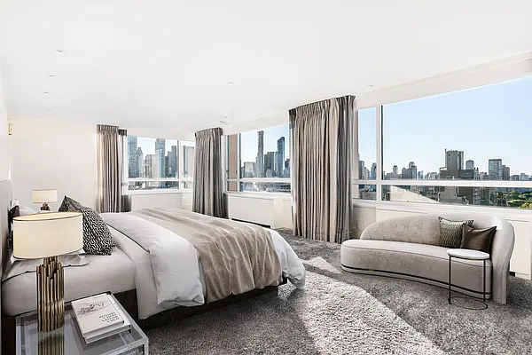 Sold by Compass | media 3