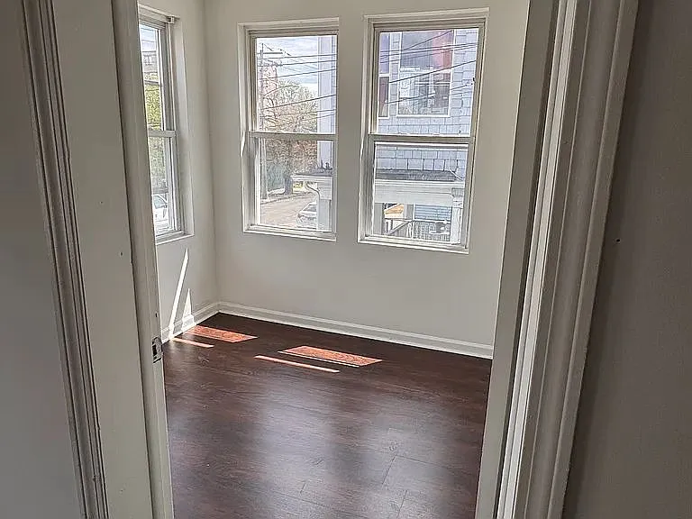 32 Auburn St #2 — Photo 5