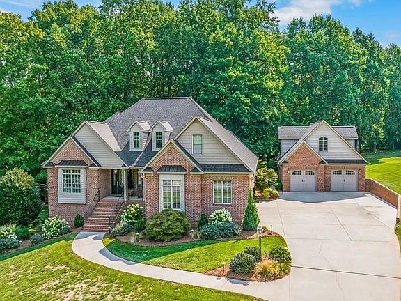 2nd image of 3546 Canter Dr