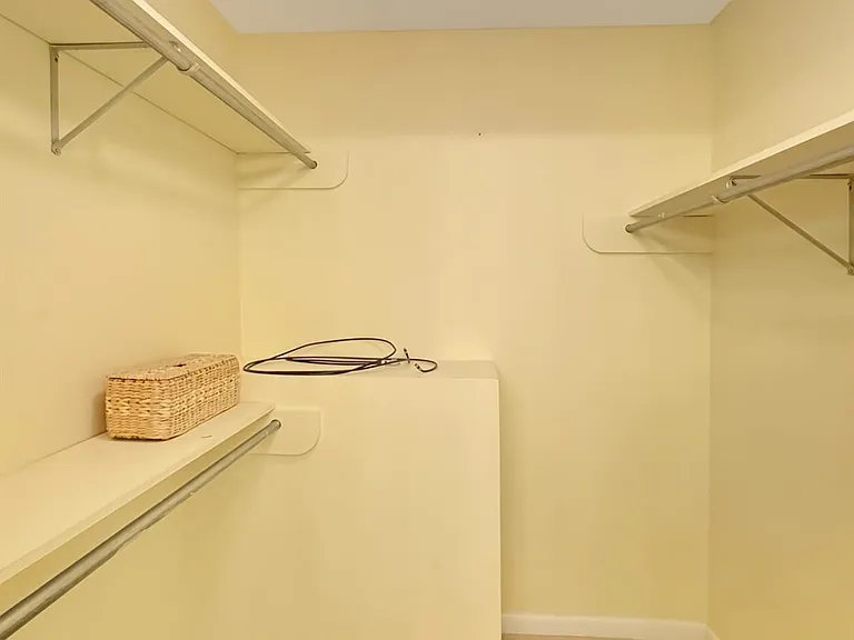 104 Lee Ave — Photo 11