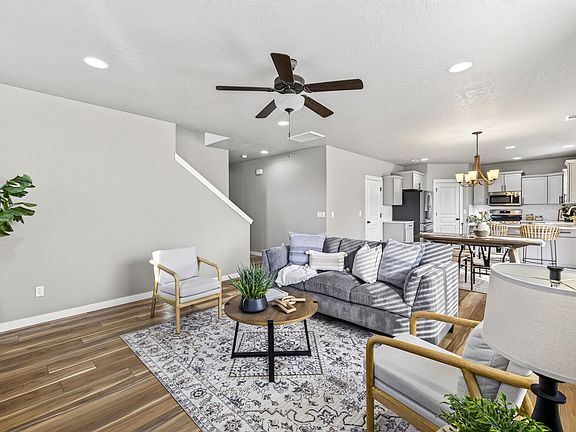 5th image of 2905 Woodland Pl