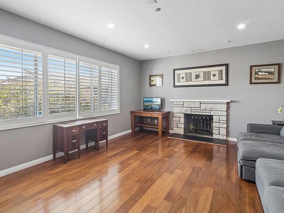 3rd image of 6338 Del Cerro Ct