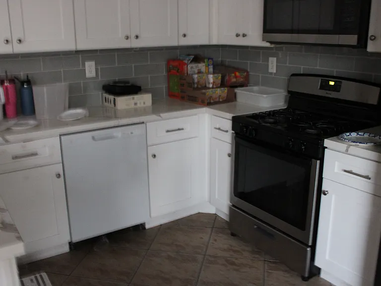 11833 Worcester Dr — Photo 16