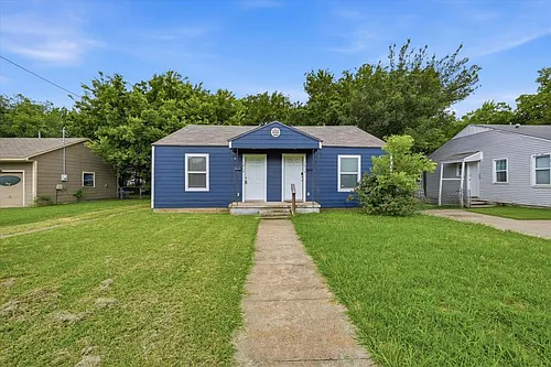 1810 N Alexander St Photo 1