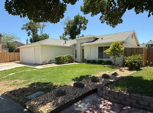 840 Moray Ct, Patterson, CA