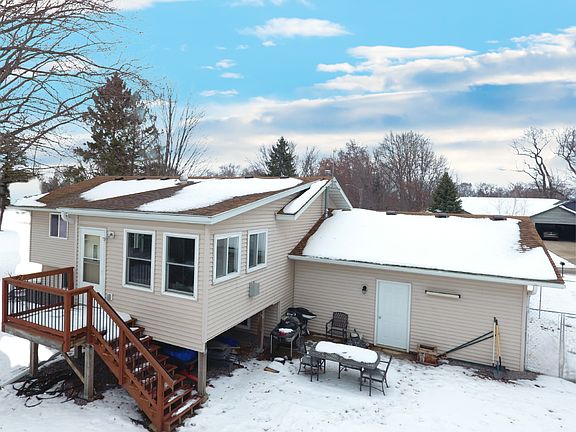 5th image of 2025 Edgewood Dr