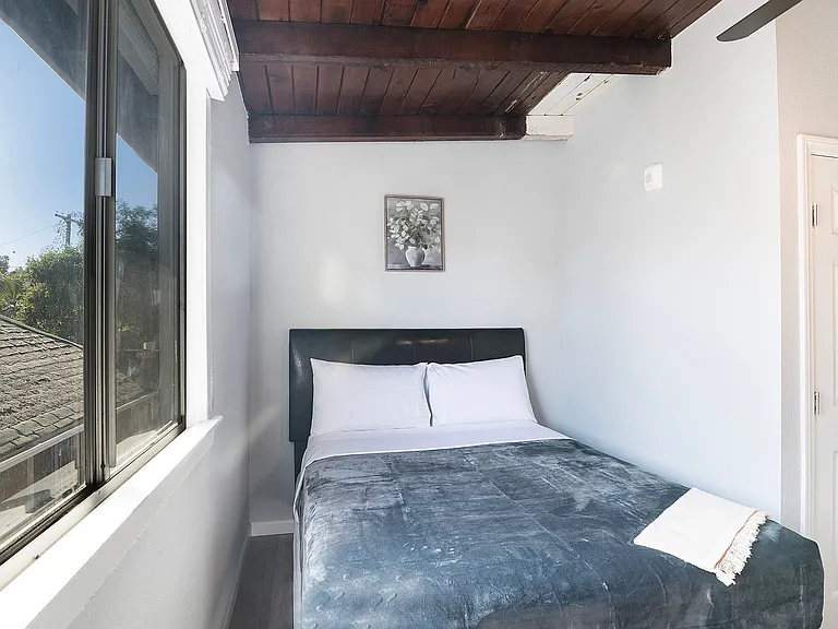 Casas On Cordova Street Apartments — Photo 47