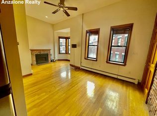 69 N Margin St APT 8, Boston, MA 02113