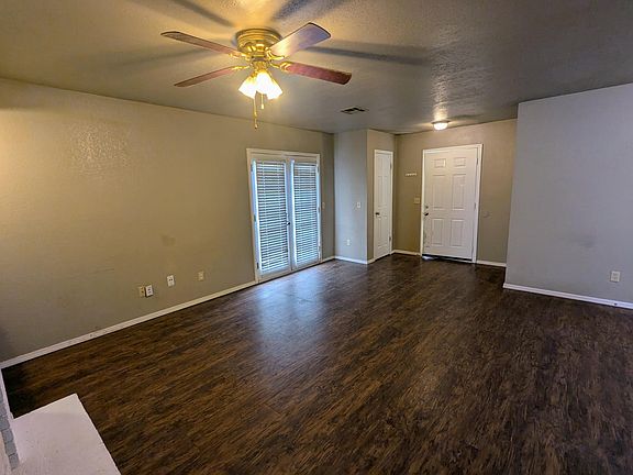 4th image of 1411 Concord Dr